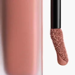 DER INTENSIVE MATTE FLUID-LIPPENSTIFT MIT ULTRA-LANGEM HALT