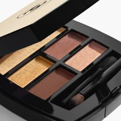 LIDSCHATTEN-PALETTE FÜR EINEN NATÜRLICHEN LOOK