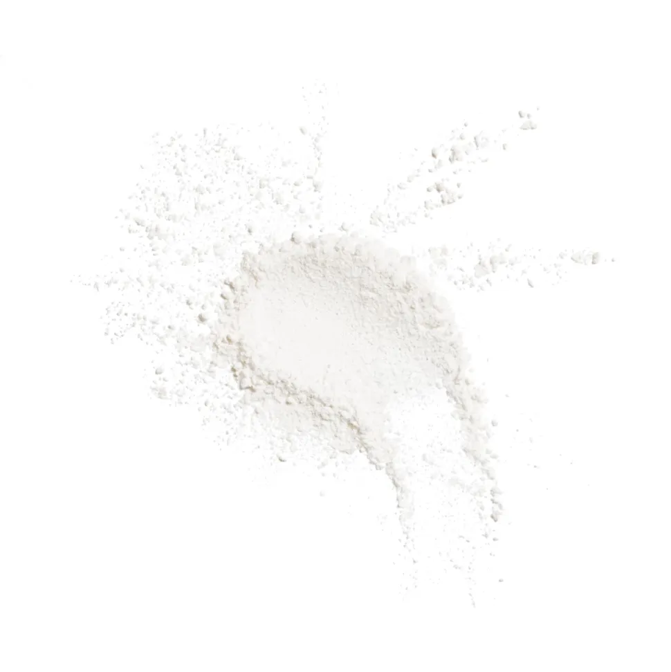 LOSER PUDER MIT NATÜRLICHEM FINISH. REISEGRÖSSE.